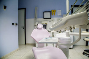 studio-odontoiatrico-associato-filippi-dentista-verbania-sala-interventi001